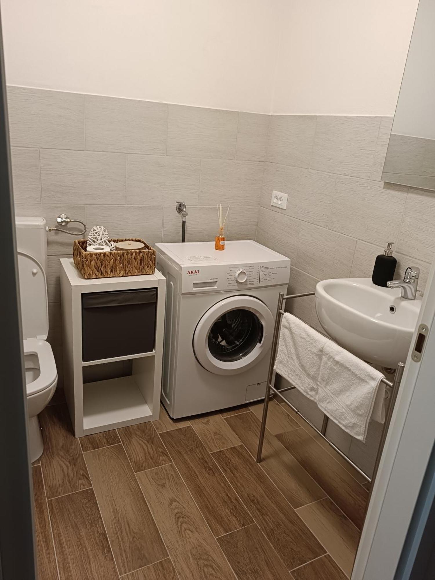 ונזונה Affittacamere La Loggia מראה חיצוני תמונה